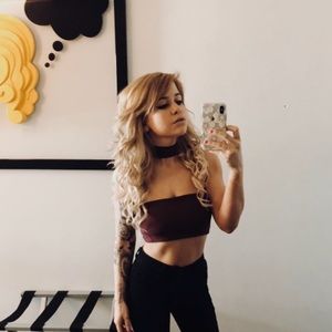 Missguided  Burgundy Choker Crop Top